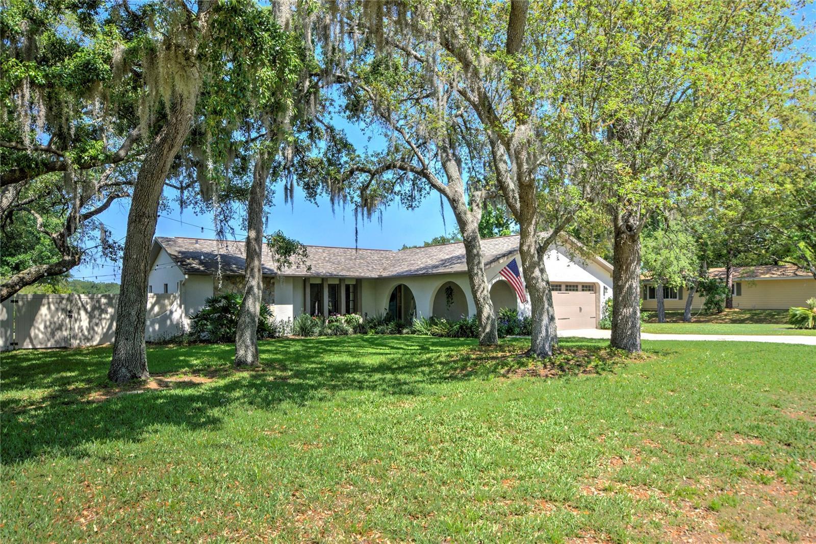 Photo one of 479 Fairbanks Rd Spring Hill FL 34608 | MLS W7864084