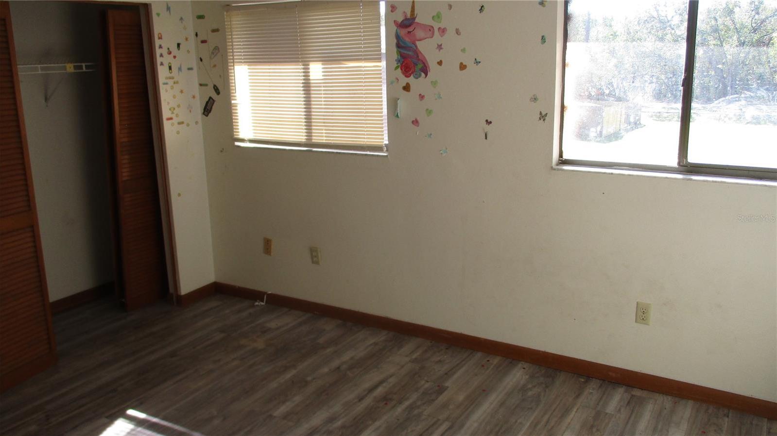 Photo #10