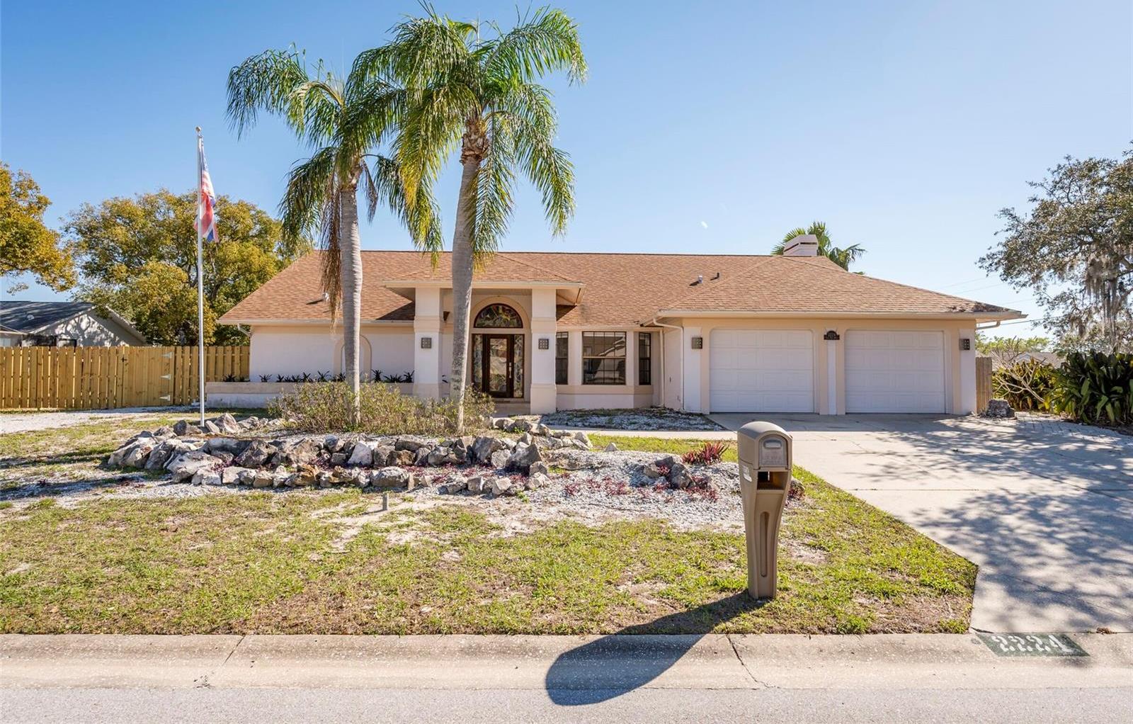 Photo one of 2224 Sand Bay Dr Holiday FL 34691 | MLS W7873284