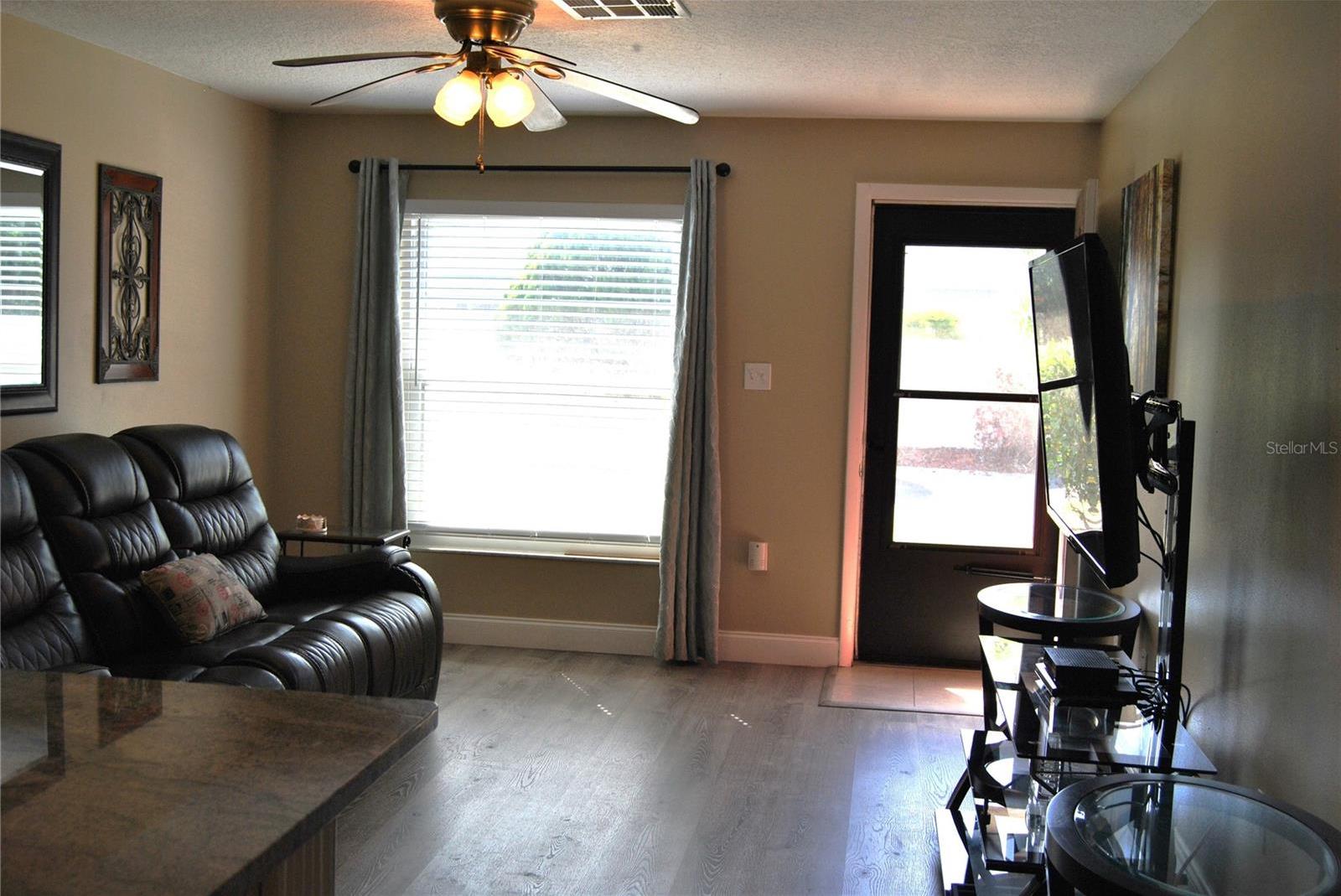 Photo #4