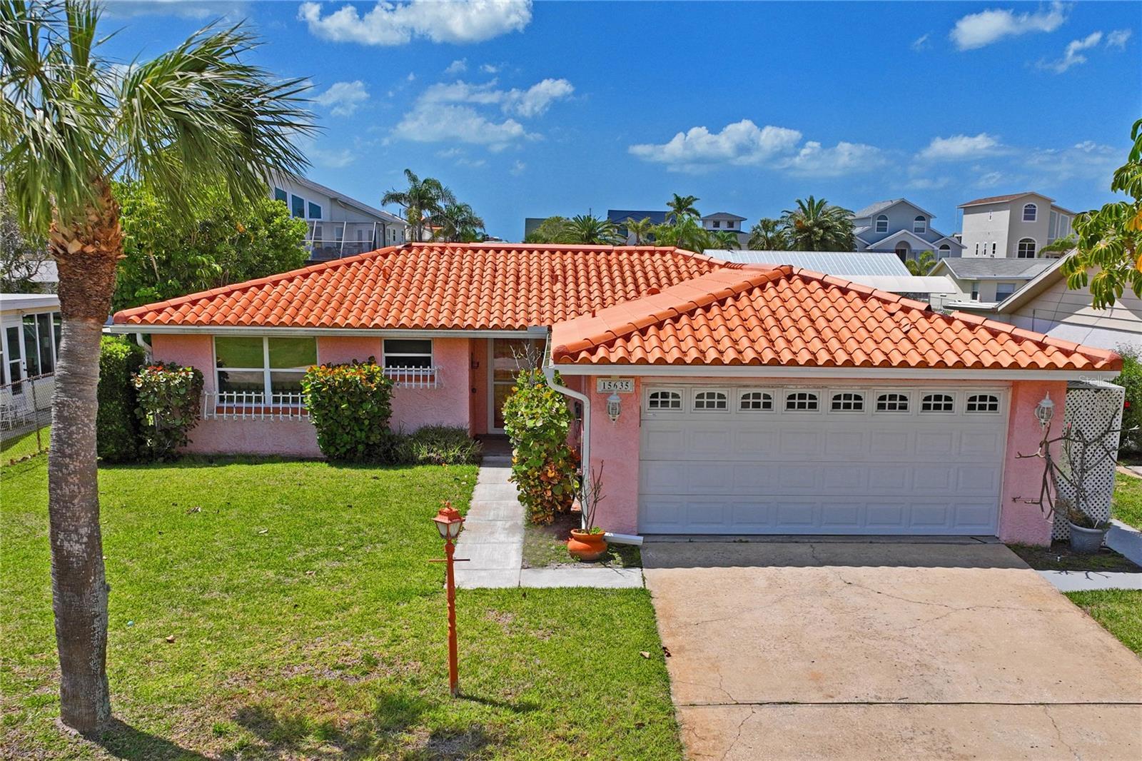 Photo one of 15635 Bertram Dr Hudson FL 34667 | MLS W7874215
