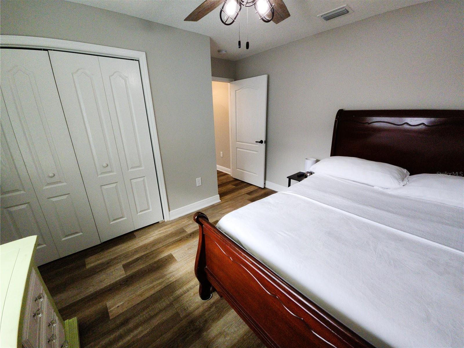 Photo #33
