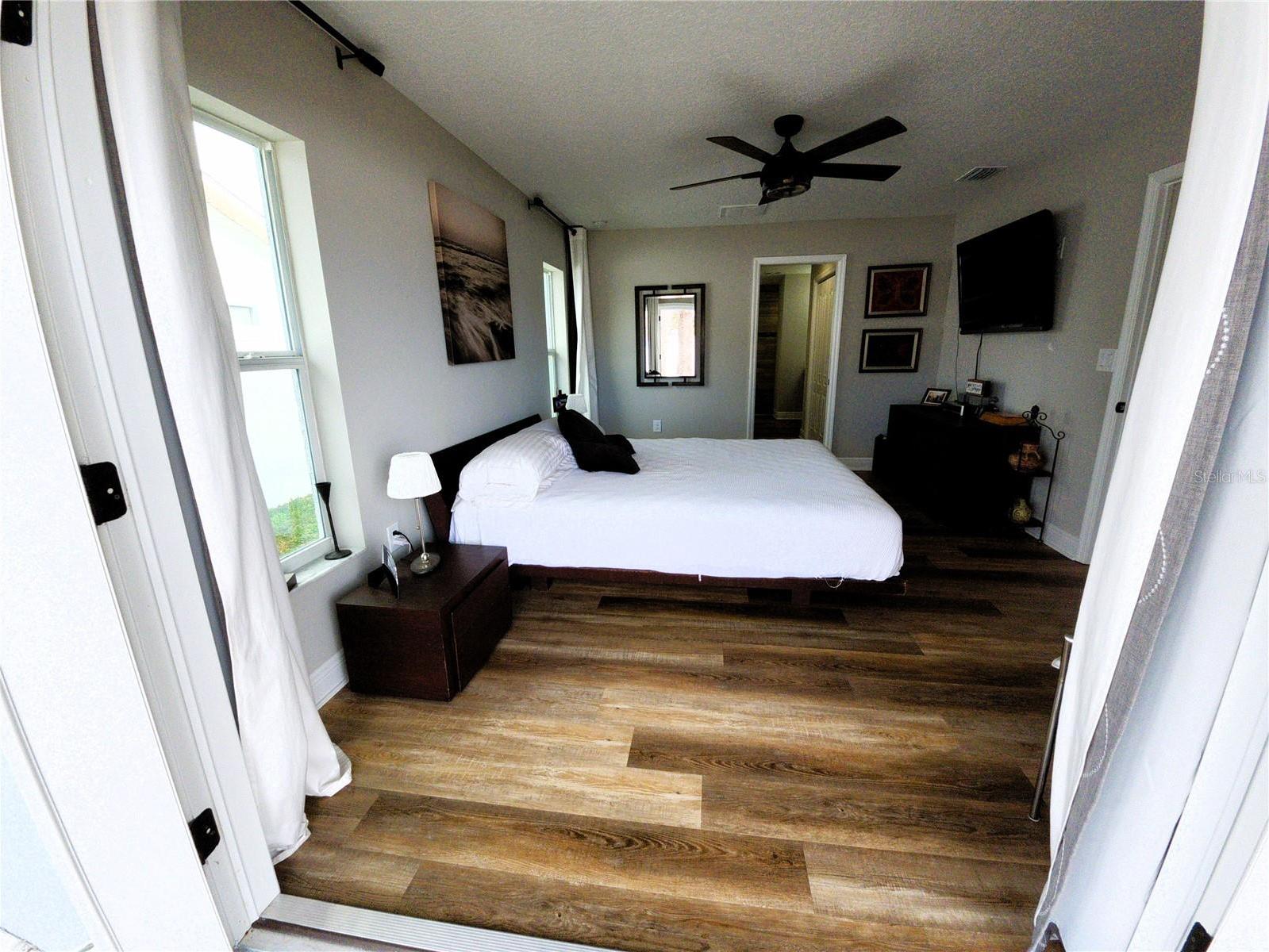Photo #37