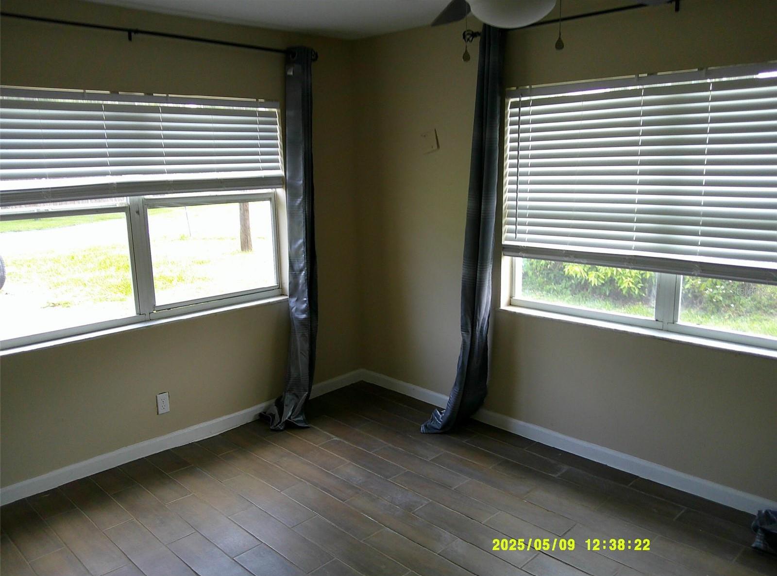Photo #6