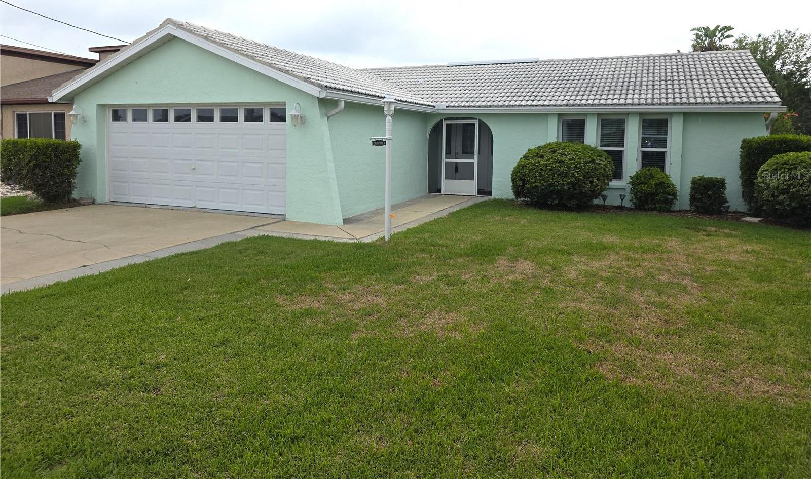 Photo one of 7313 Hatteras Dr Hudson FL 34667 | MLS W7876088