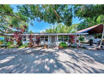 Photo one of 354 Patterson Ave Osprey FL 34229 | MLS A4582528