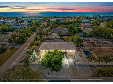 Photo one of 440 S Blvd Of The Presidents Sarasota FL 34236 | MLS A4589957