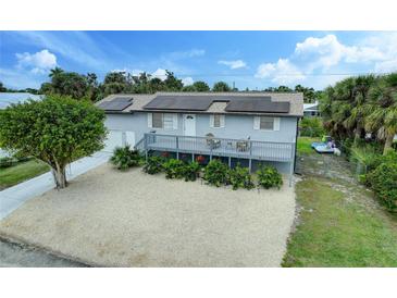 Photo one of 6 Cove Ln Englewood FL 34223 | MLS A4590554