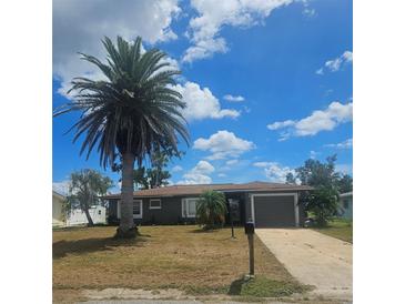 Photo one of 11 Golfview Rd Rotonda West FL 33947 | MLS A4595507