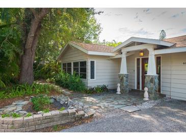 Photo one of 466 S Shade Ave Sarasota FL 34237 | MLS A4595852