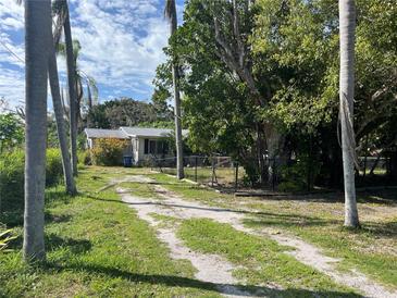Photo one of 38 Old Venice Rd Osprey FL 34229 | MLS A4600249