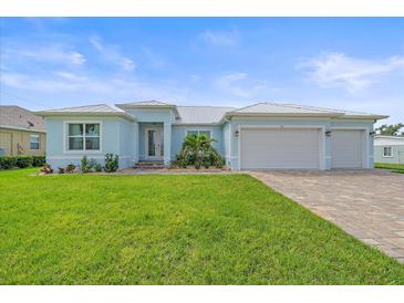 Photo one of 831 E 5Th St Englewood FL 34223 | MLS A4606079
