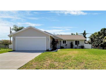 Photo one of 207 Abalone Rd Venice FL 34293 | MLS A4606240
