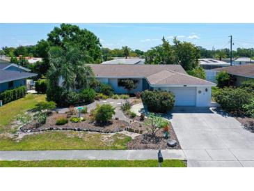Photo one of 3224 Kenmore Dr Sarasota FL 34231 | MLS A4607534