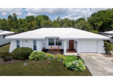 Photo one of 4005 Chinaberry Rd Bradenton FL 34208 | MLS A4608134