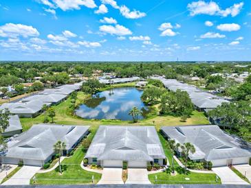 Photo one of 5563 Bountiful Dr # 17 Sarasota FL 34233 | MLS A4609609