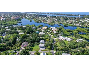 Photo one of 216 Shoreland Dr Osprey FL 34229 | MLS A4620343