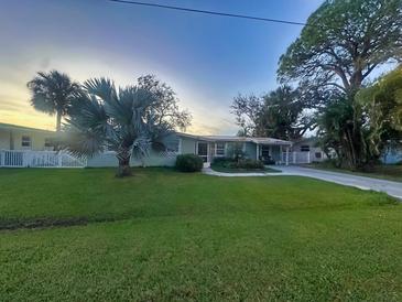 Photo one of 8839 W Millpoint Rd Riverview FL 33578 | MLS A4628984