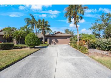 Photo one of 7104 Saint Andrews Ln Sarasota FL 34243 | MLS A4629732