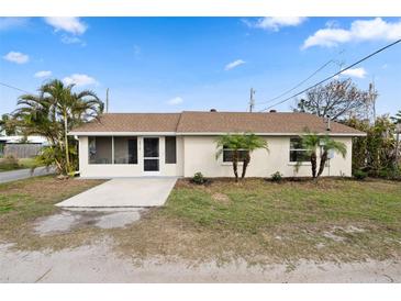 Newly renovated single story home with a spacious front yard at 3919 116Th Street W Ct, Bradenton, FL 34210