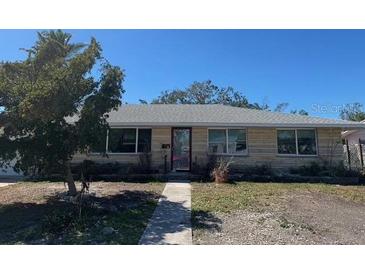 Charming single-story home with a well-maintained front yard and inviting entrance at 3808 118Th W St, Bradenton, FL 34210