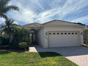 Photo one of 5625 Whispering Oaks Dr North Port FL 34287 | MLS C7488166