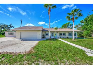 Photo one of 425 N Oxford Dr Englewood FL 34223 | MLS D6132491