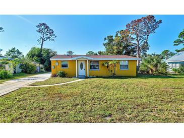 Photo one of 61 2Nd Ave Englewood FL 34223 | MLS D6135448