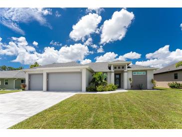 Photo one of 240 Fairway Rd Rotonda West FL 33947 | MLS D6137883