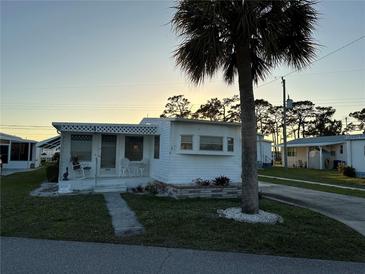 Photo one of 244 Outer Dr Venice FL 34285 | MLS N6131793