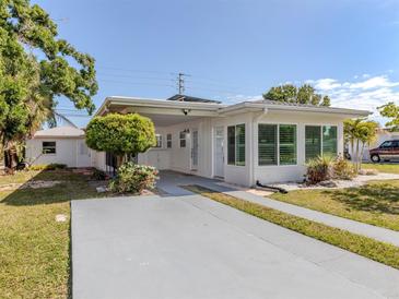 Photo one of 737 Cypress Ave Venice FL 34285 | MLS N6132588