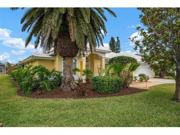 Photo one of 531 Lake Of The Woods Dr Venice FL 34293 | MLS N6132684