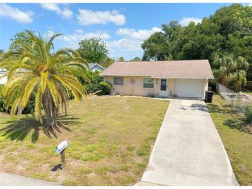 Photo one of 821 Myrtle Ave Venice FL 34285 | MLS N6132775