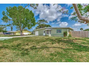 Photo one of 100 Coral Rd Venice FL 34293 | MLS N6132920