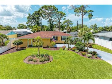 Photo one of 320 Aurora E St Venice FL 34285 | MLS N6133871