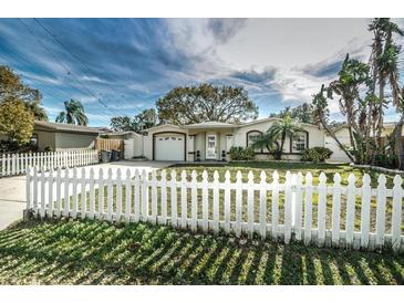 Photo one of 10178 118Th Ave Largo FL 33773 | MLS O6160418