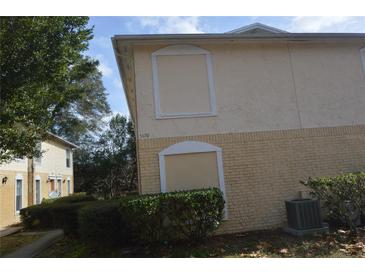 Photo one of 5120 Temple Heights Rd # D Tampa FL 33617 | MLS O6171757