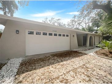 Photo one of 2508 Jamaica St Sarasota FL 34231 | MLS O6190288