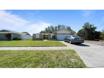 Photo one of 4641 Swallowtail Dr New Port Richey FL 34653 | MLS O6192470