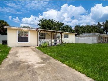 Photo one of 8508 Chinaberry Dr Tampa FL 33637 | MLS O6225300