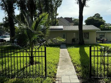 Photo one of 7684 Oakhurst Rd Seminole FL 33776 | MLS O6241569