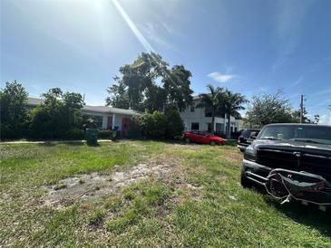 View of the property and front yard at 1009 S Clark Ave, Tampa, FL 33629