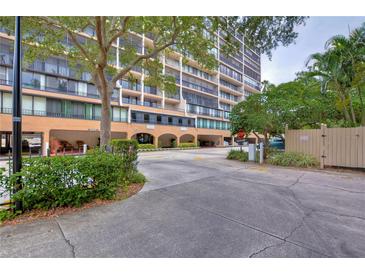 Photo one of 3211 W Swann Ave # 1111 Tampa FL 33609 | MLS T3427010