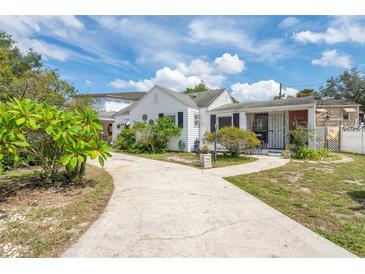 Photo one of 116 S Arrawana Ave Tampa FL 33609 | MLS T3473192