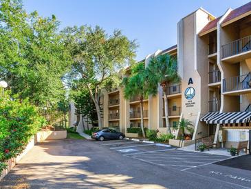 Photo one of 90 S Highland Ave # 103 Tarpon Springs FL 34689 | MLS T3481665