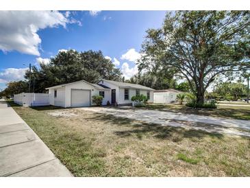 Photo one of 6702 S Gabrielle St Tampa FL 33611 | MLS T3481680