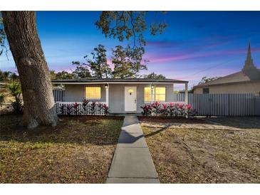 Photo one of 2414 18Th S Ave St Petersburg FL 33712 | MLS T3494775