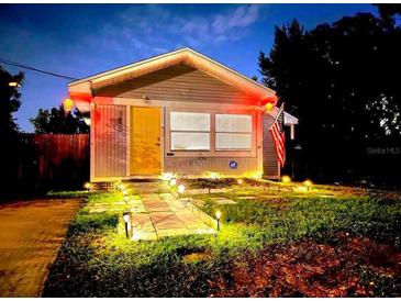 Photo one of 1410 E 31St Ave Tampa FL 33603 | MLS T3503812