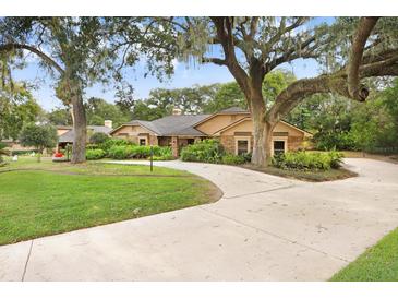 Photo one of 2212 Herndon St Dover FL 33527 | MLS T3510878