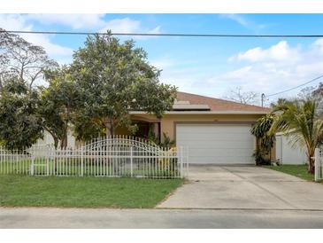 Photo one of 3714 N 52Nd St Tampa FL 33619 | MLS T3512459